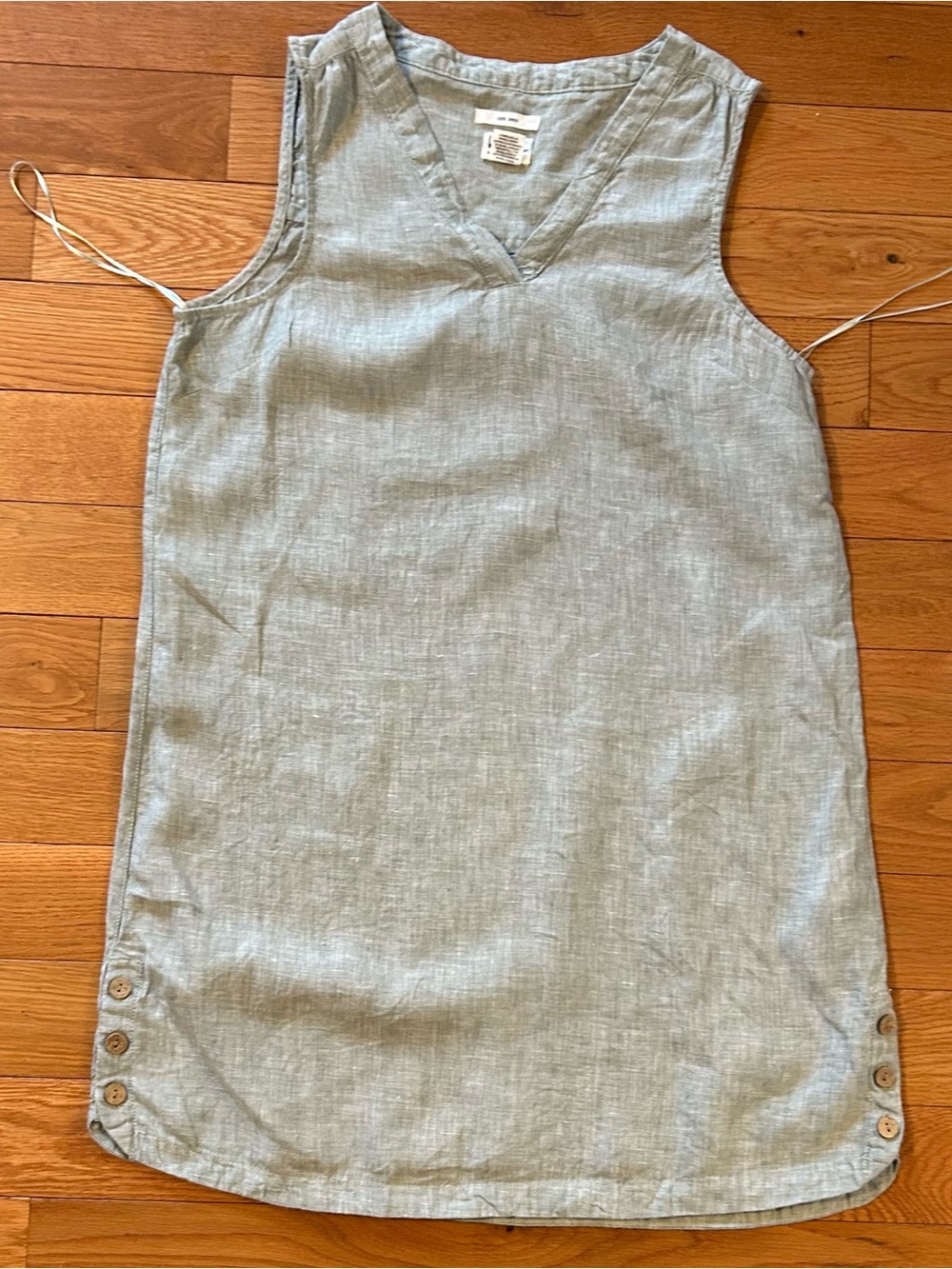 Nicole Miller Light Green Linen Button-Accent Tunic